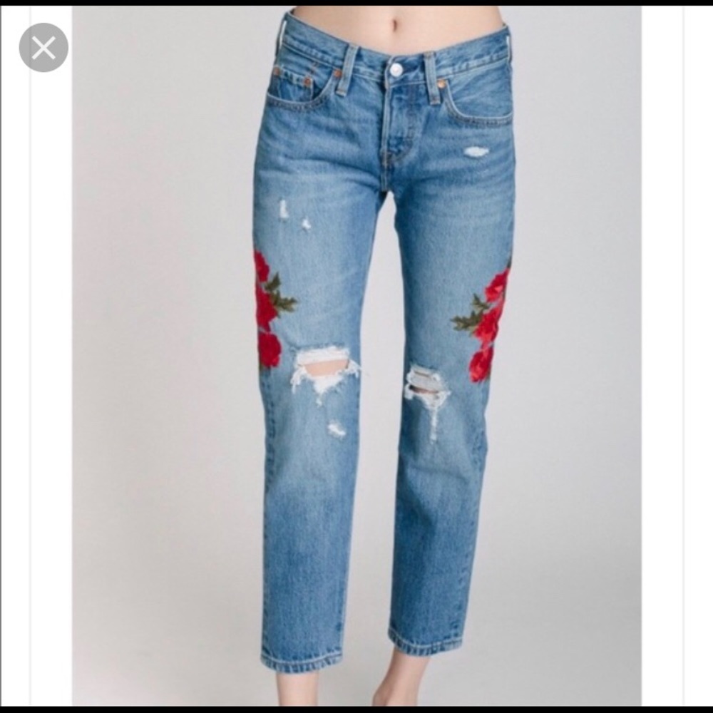 Levi’s 501 Taper Cropped Floral Jeans